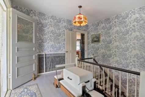 7 Porter Street Paris ME 04281