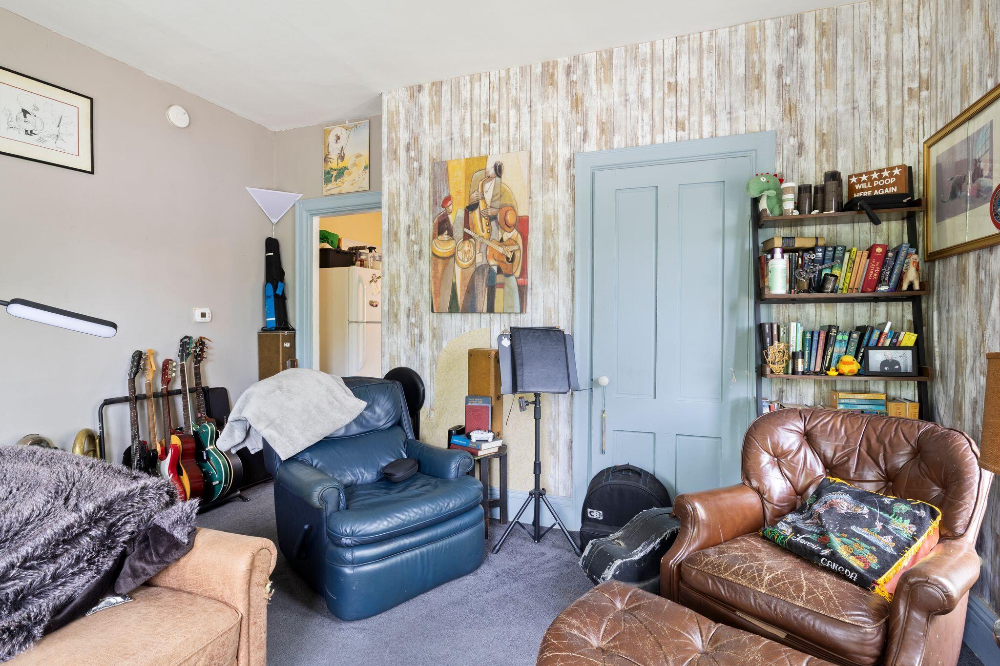 7 Porter Street Paris ME 04281