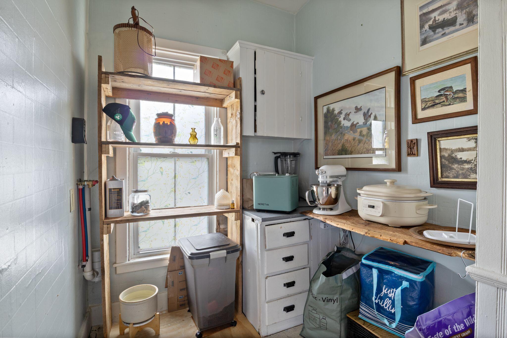 7 Porter Street Paris ME 04281