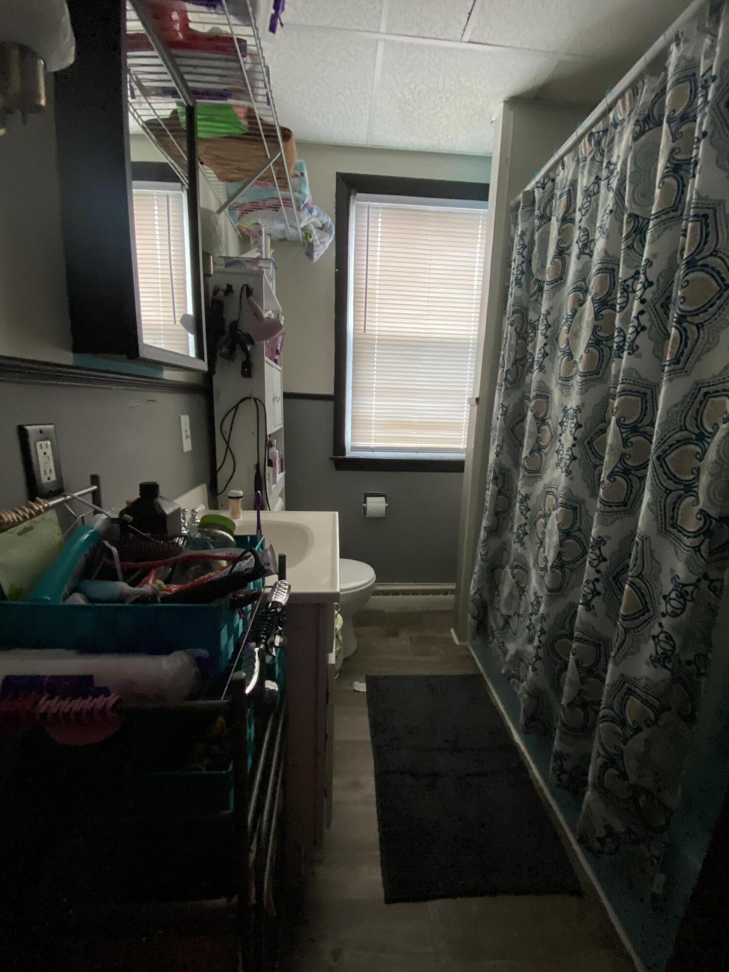 6 Fairmount Avenue Auburn ME 04210