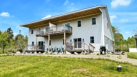 19 Crescent Beach Road Owls Head ME 04854