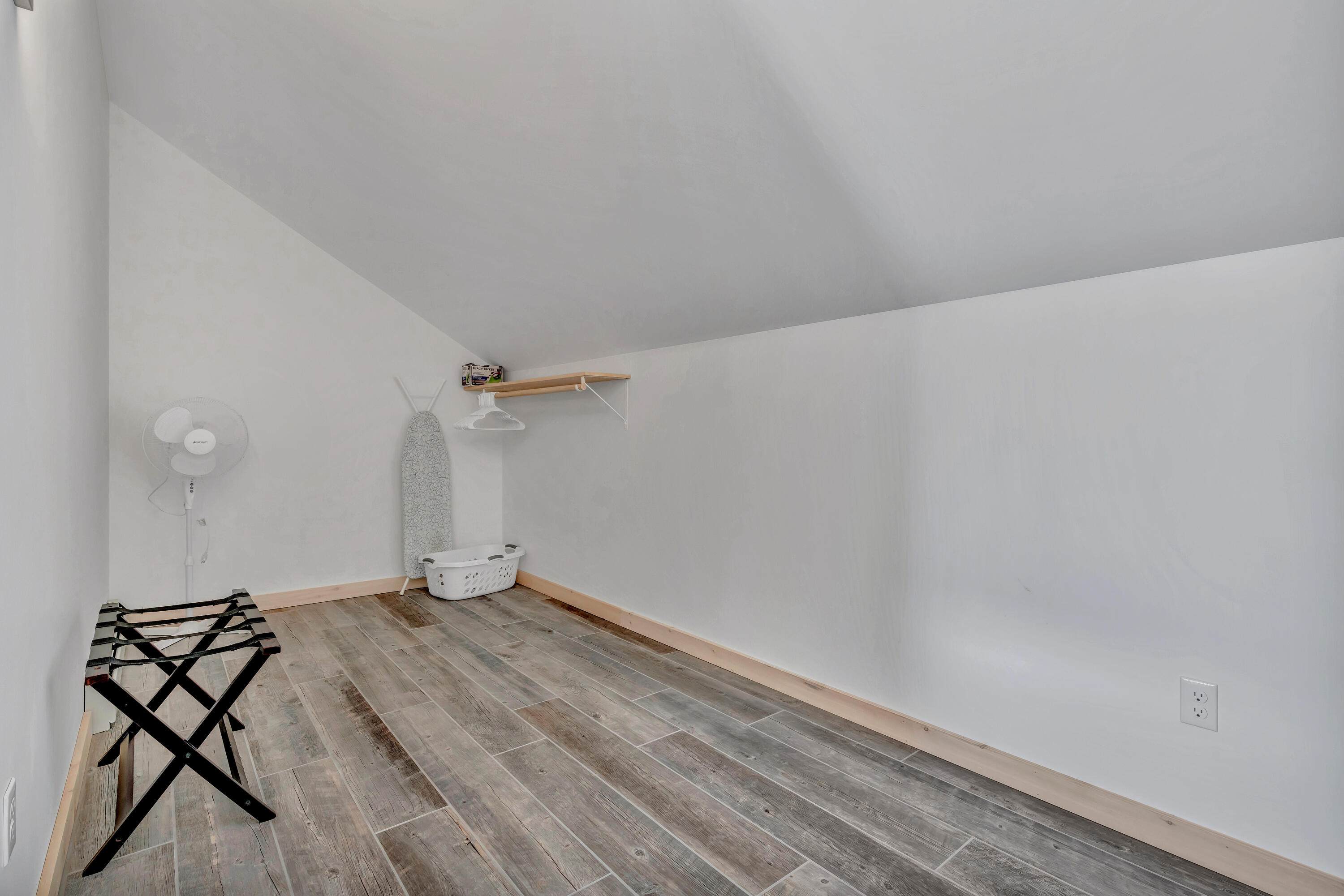 19 Crescent Beach Road Owls Head ME 04854