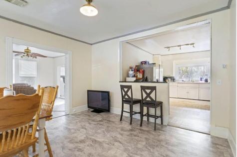 154 Madison Street Auburn ME 04210