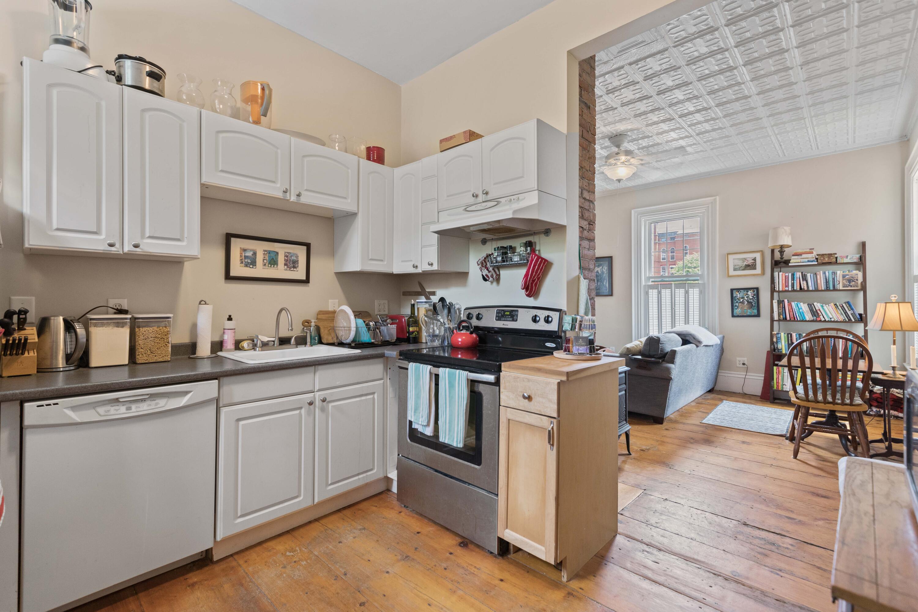 12 Smith Street Portland ME 04101