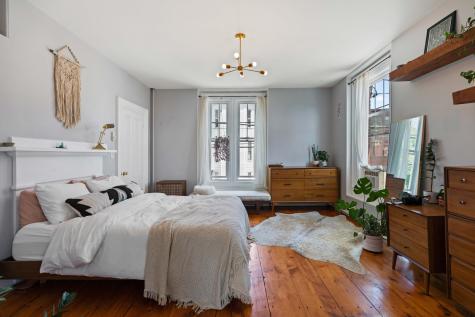 12 Smith Street Portland ME 04101