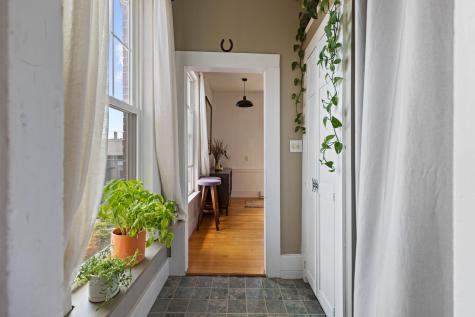 12 Smith Street Portland ME 04101