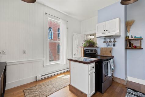 12 Smith Street Portland ME 04101