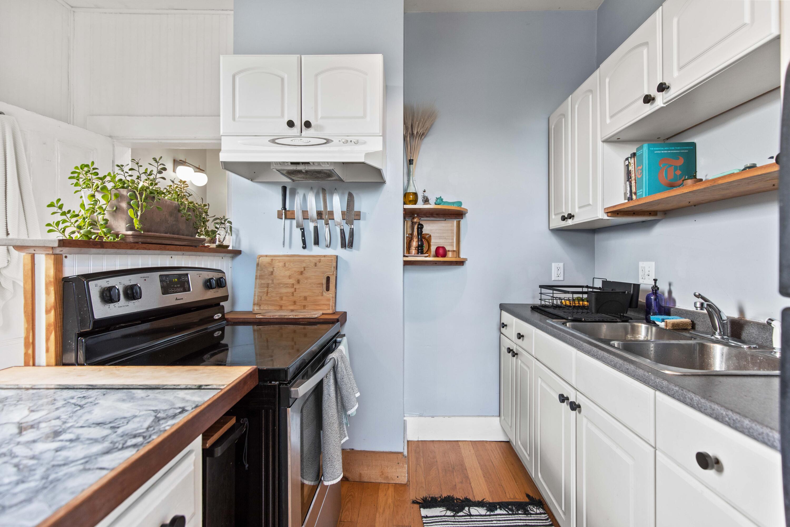 12 Smith Street Portland ME 04101
