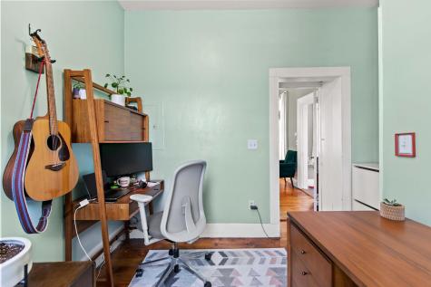 12 Smith Street Portland ME 04101