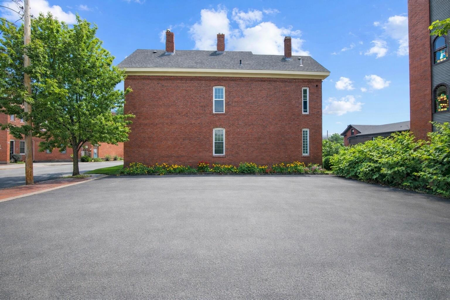 12 Smith Street Portland ME 04101