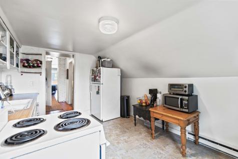 12 Smith Street Portland ME 04101