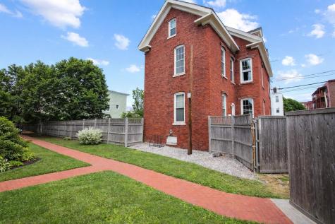 12 Smith Street Portland ME 04101