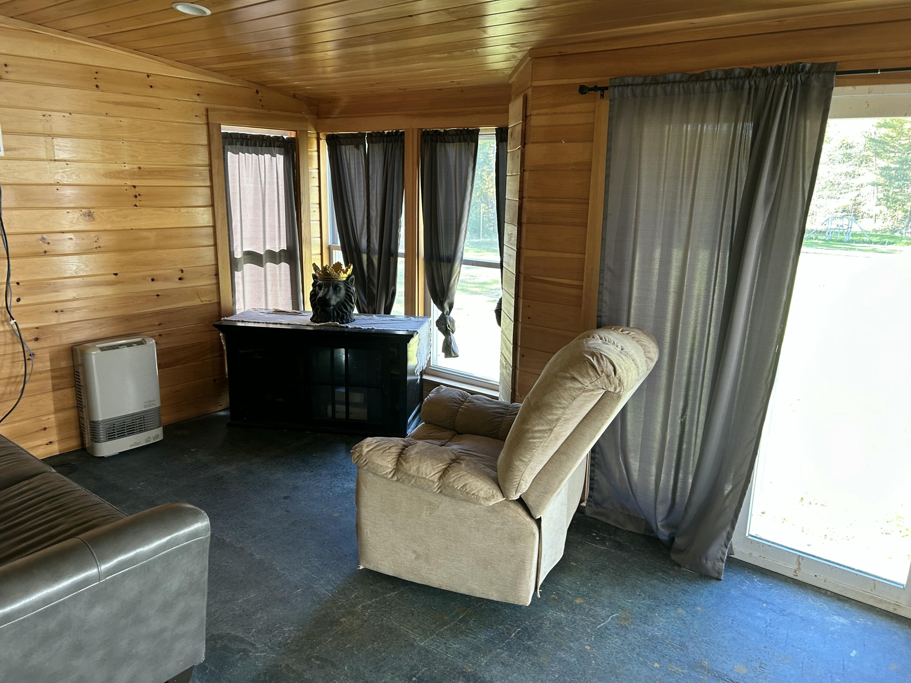 26 Clark Street Thomaston ME 04861