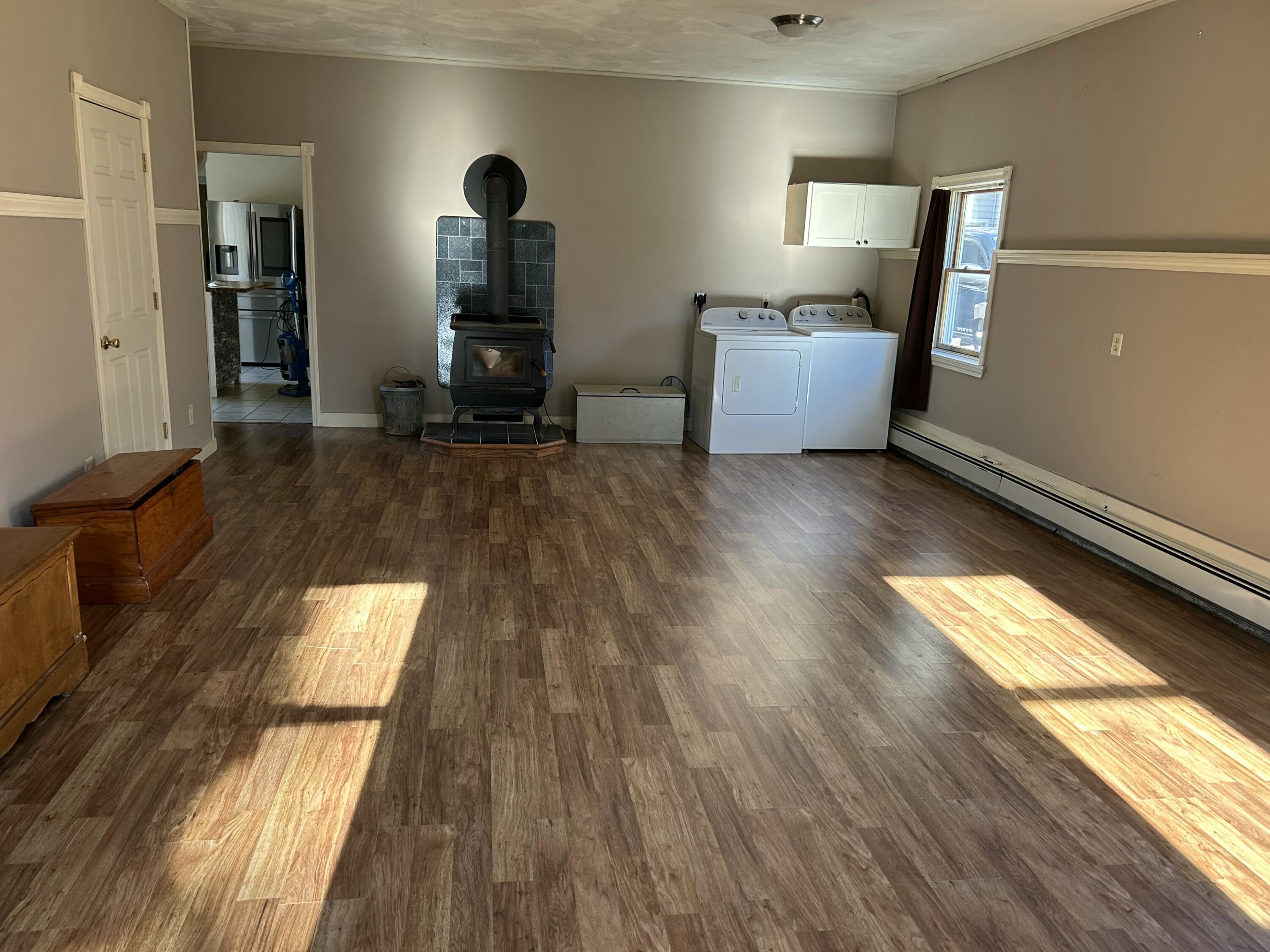 26 Clark Street Thomaston ME 04861