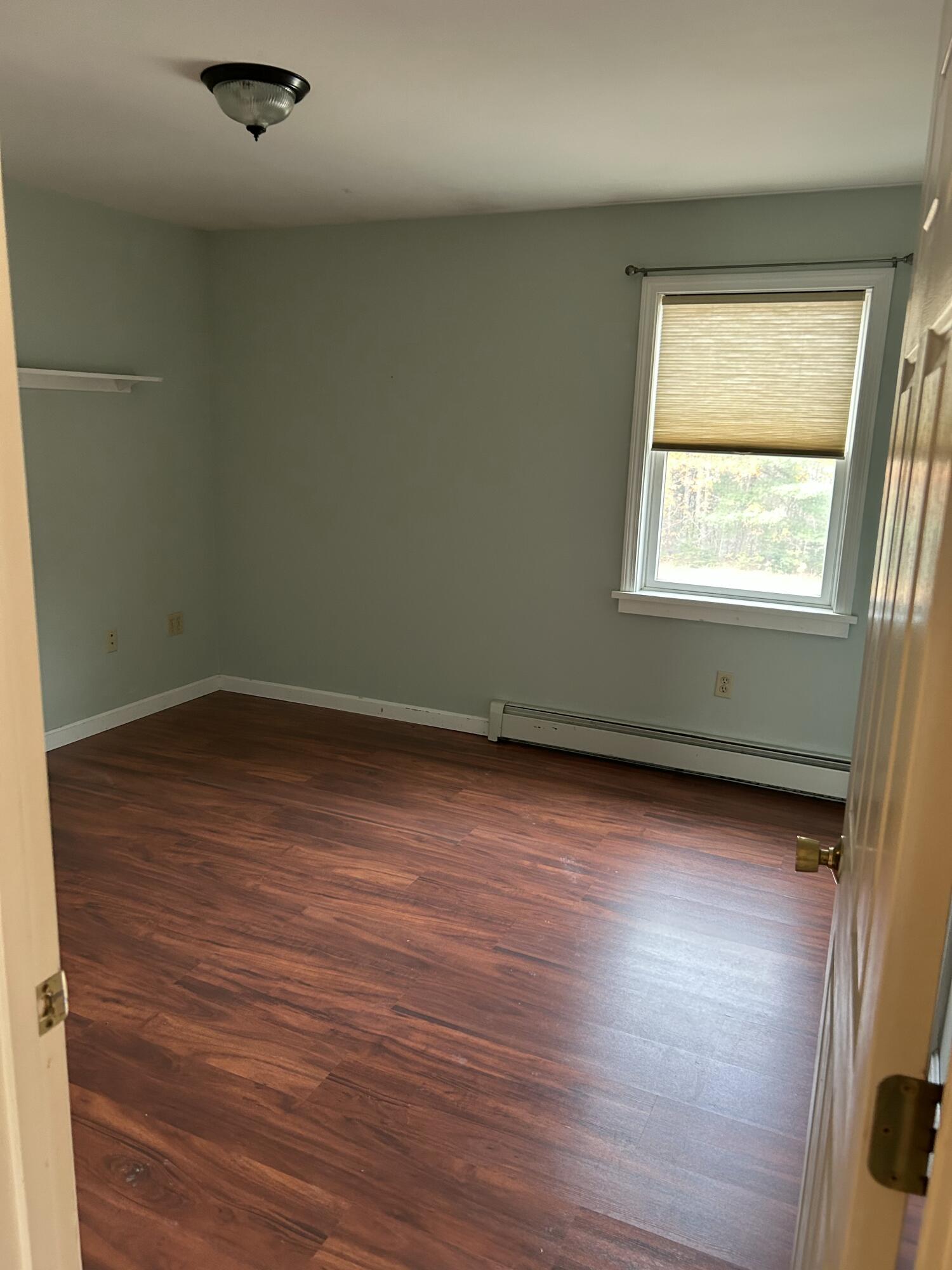 26 Clark Street Thomaston ME 04861