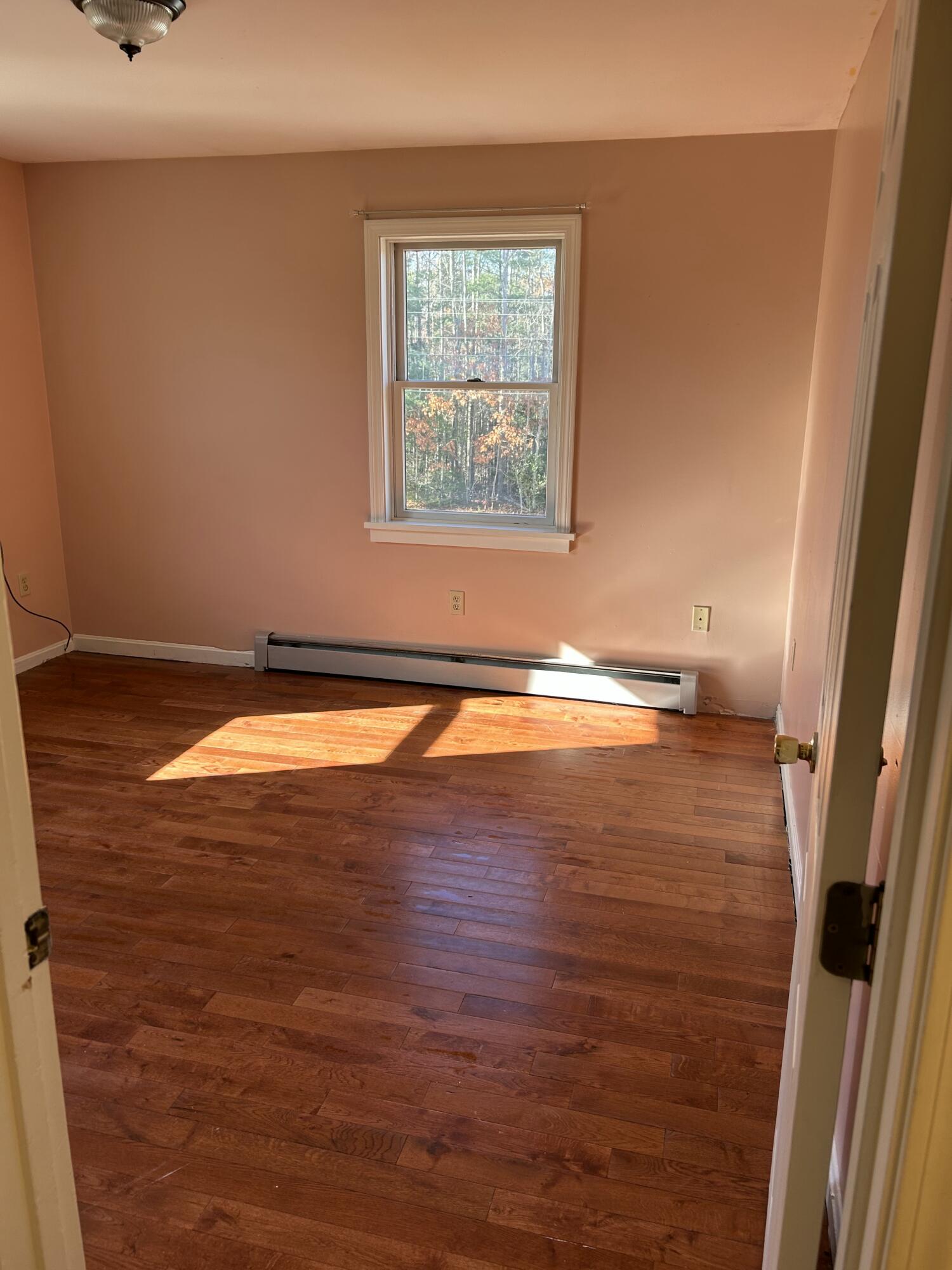 26 Clark Street Thomaston ME 04861