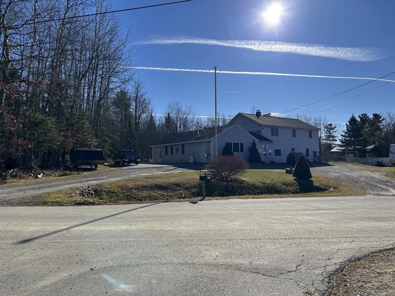 26 Clark Street Thomaston ME 04861