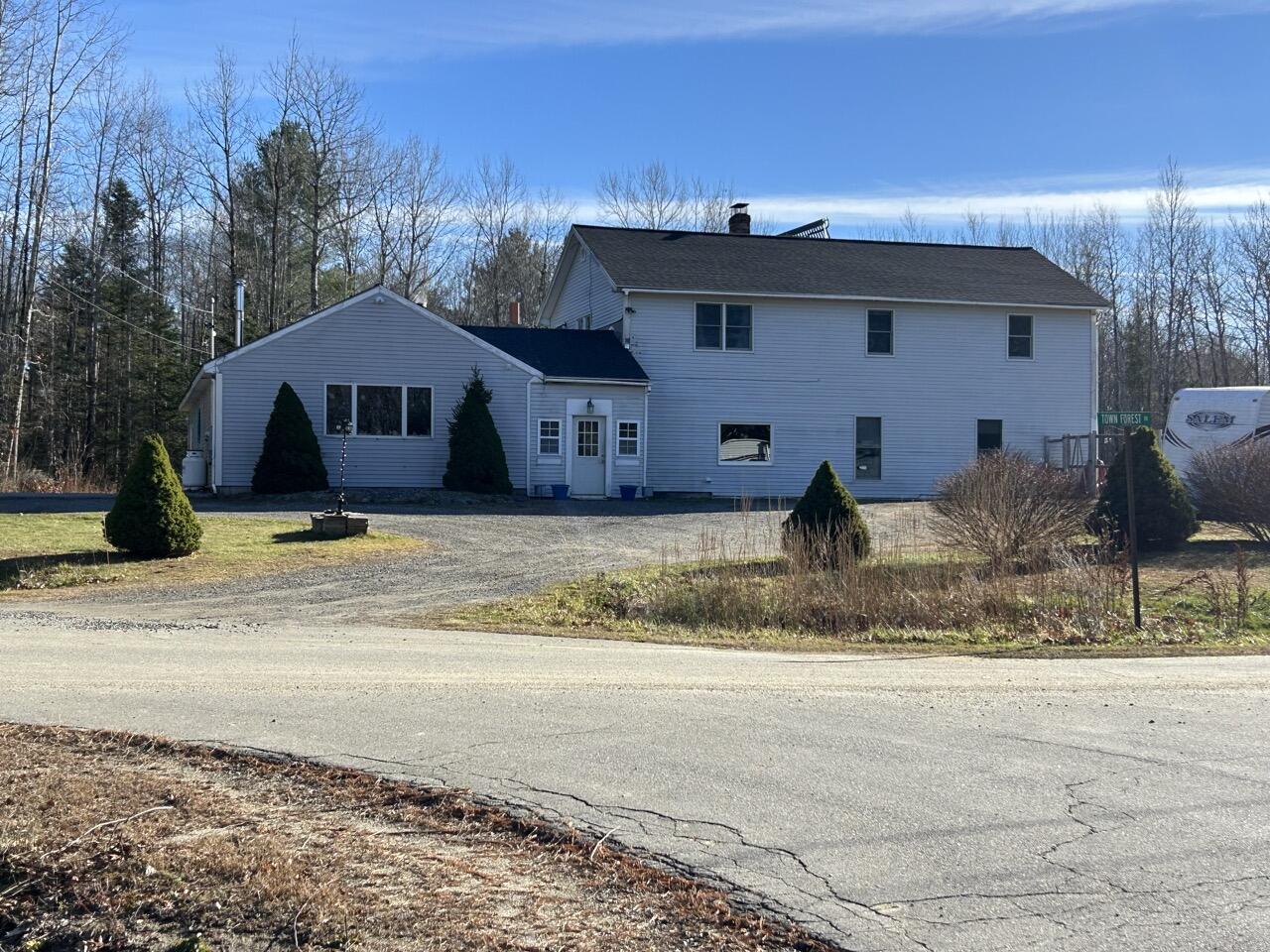 26 Clark Street Thomaston ME 04861