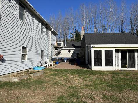26 Clark Street Thomaston ME 04861