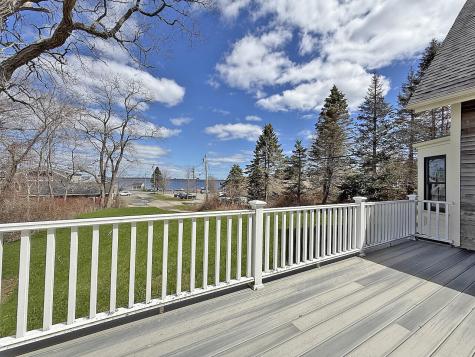11 Overlook Road Lincolnville ME 04849