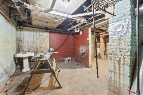 337 Lisbon Street Lewiston ME 04240