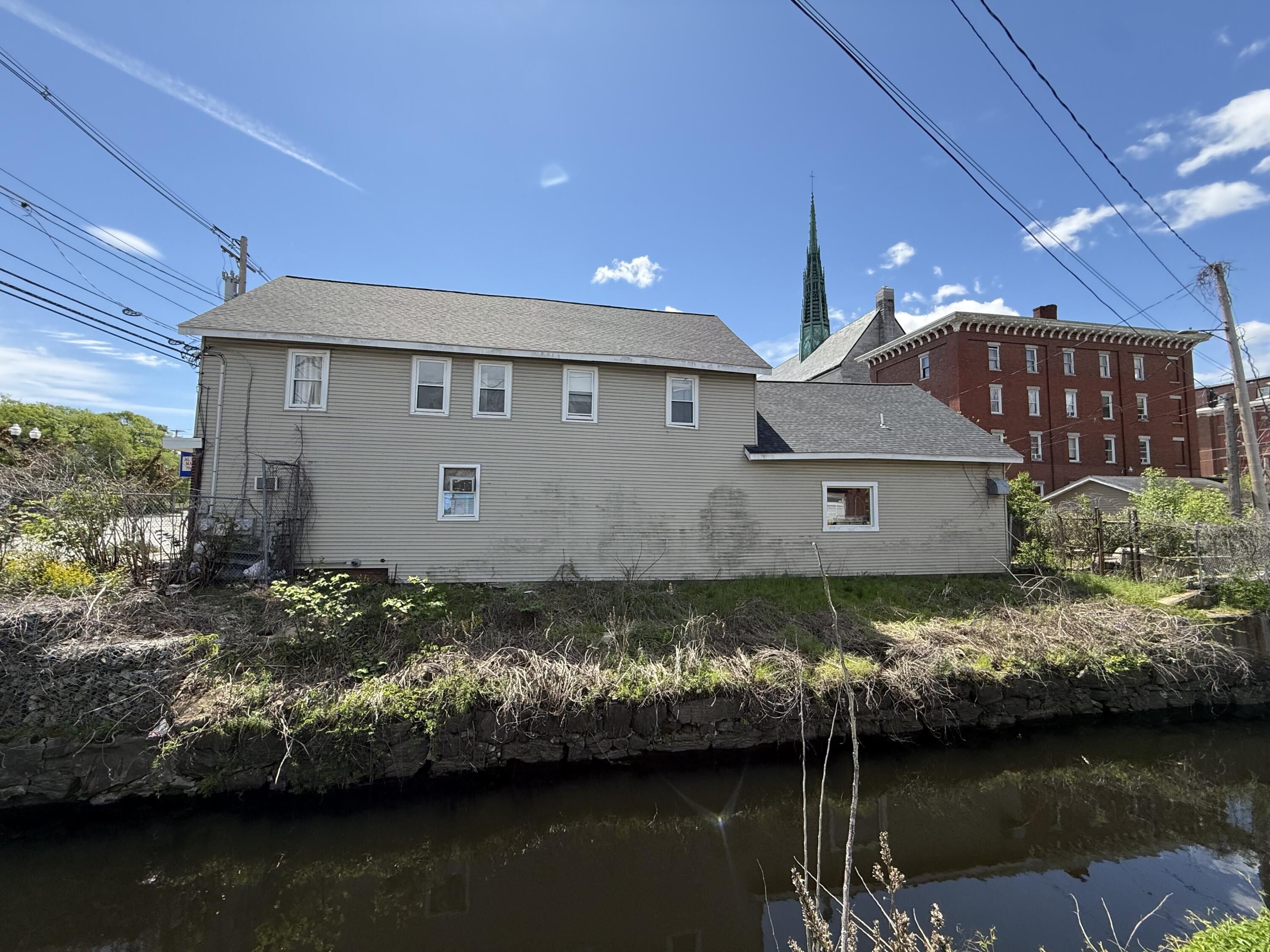 179 Lincoln Street Lewiston ME 04240