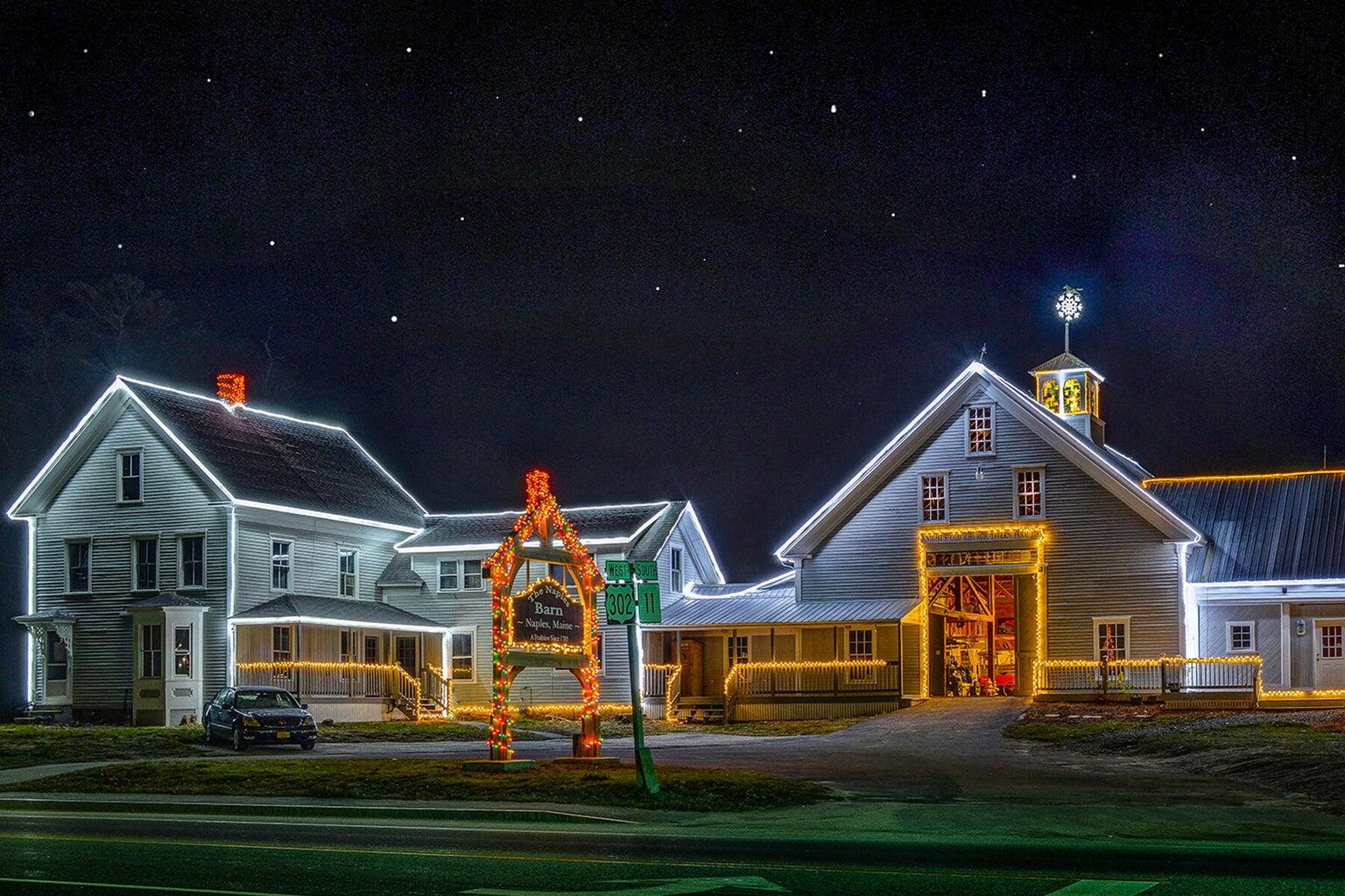 679 Roosevelt Trail Naples ME 04055