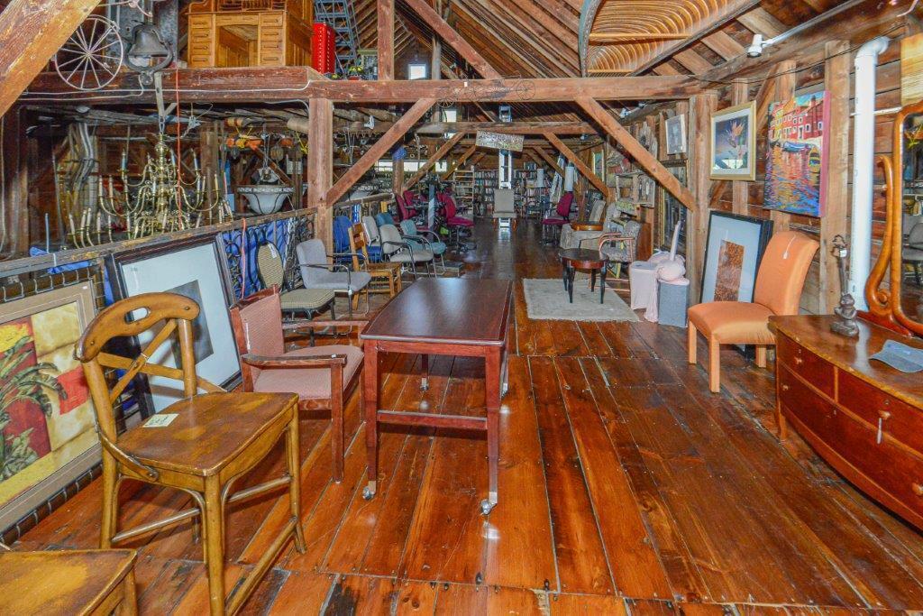 679 Roosevelt Trail Naples ME 04055