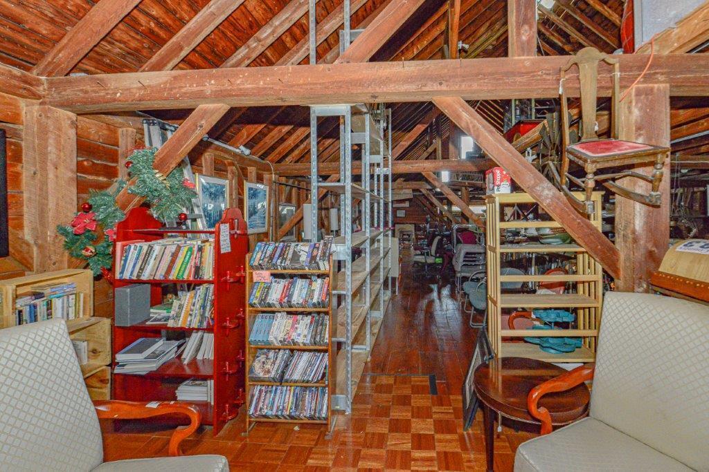 679 Roosevelt Trail Naples ME 04055