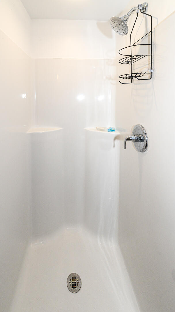 679 Roosevelt Trail Naples ME 04055