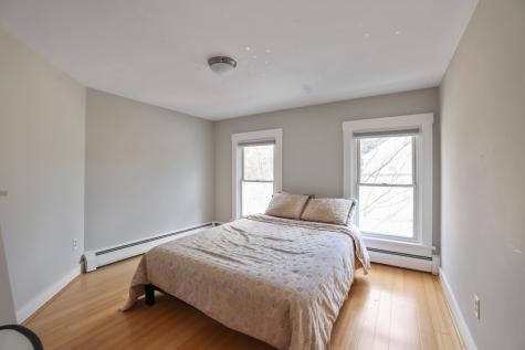 29-31 High Street Kennebunk ME 04043