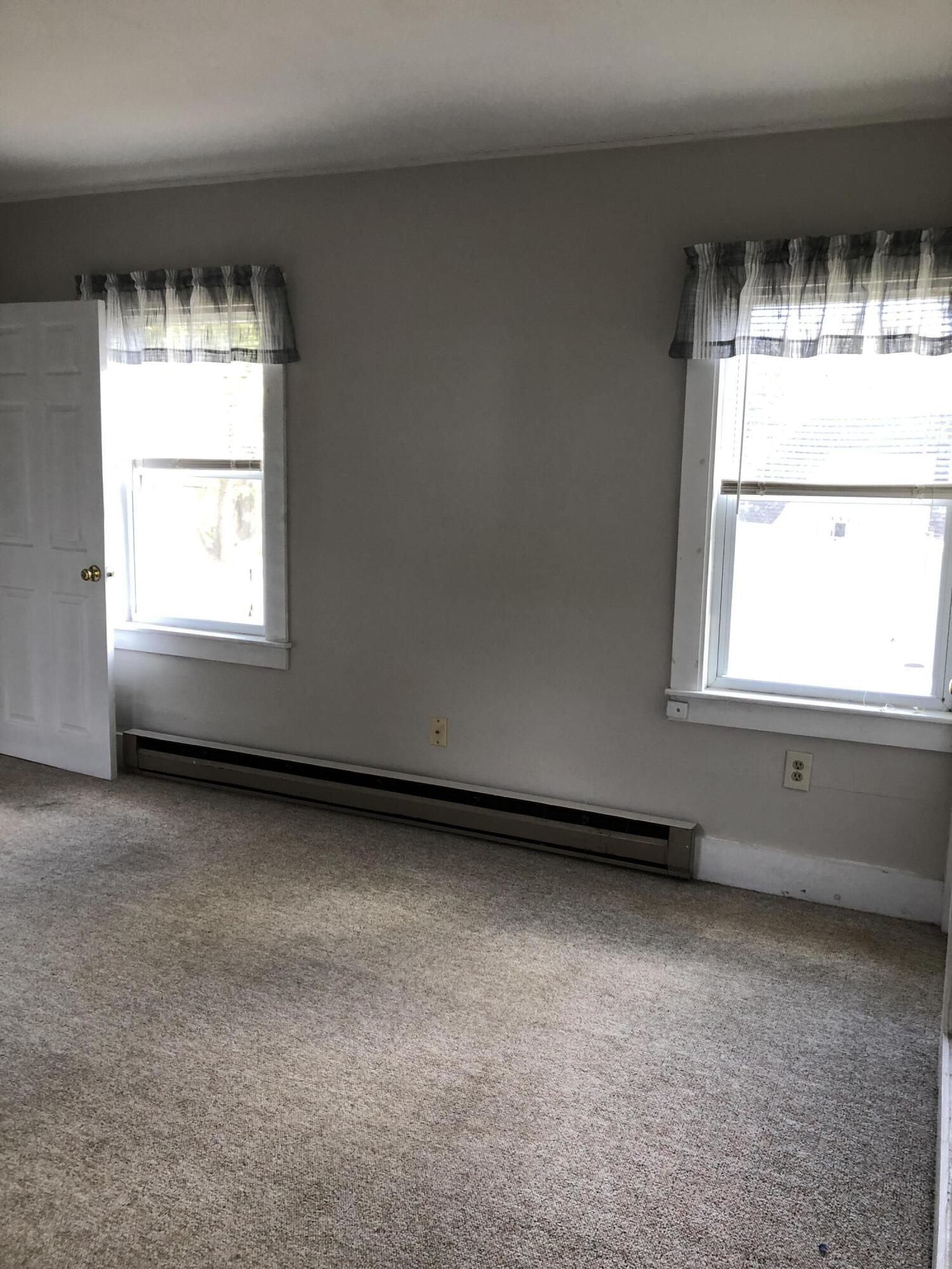 4 Chestnut Street Rockland ME 04841