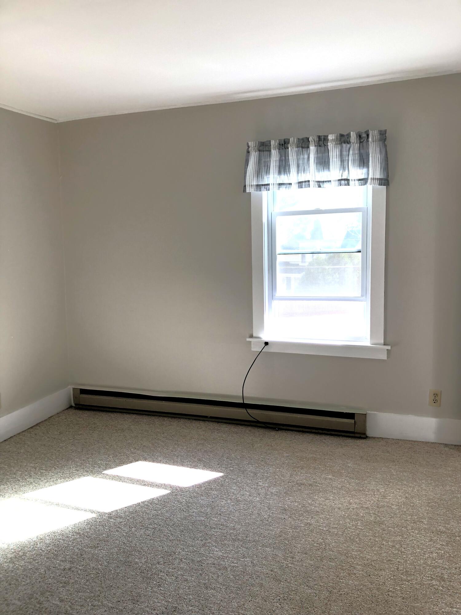 4 Chestnut Street Rockland ME 04841