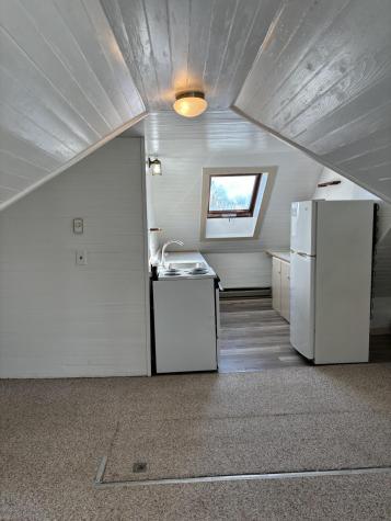 4 Chestnut Street Rockland ME 04841