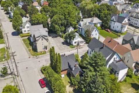 219 Oak Street Lewiston ME 04240
