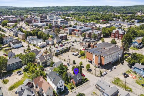 219 Oak Street Lewiston ME 04240