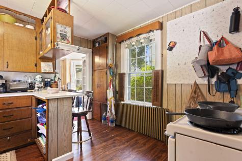 219 Oak Street Lewiston ME 04240