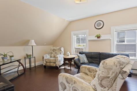 219 Oak Street Lewiston ME 04240