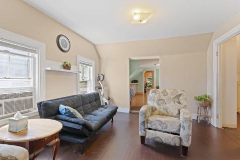 219 Oak Street Lewiston ME 04240