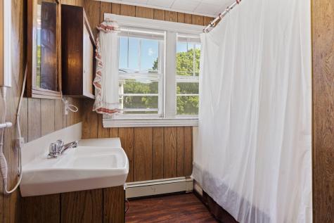 219 Oak Street Lewiston ME 04240