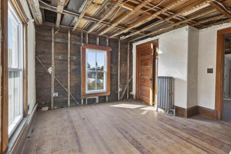 73 High Street South Portland ME 04106