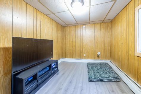 16 & 53 Osgood Avenue Mexico ME 04257