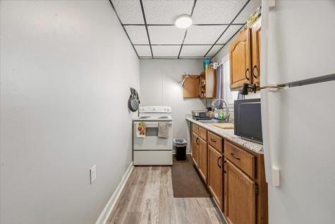73 College Street Lewiston ME 04240