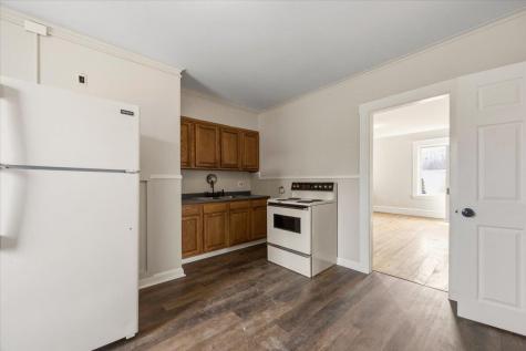 73 College Street Lewiston ME 04240