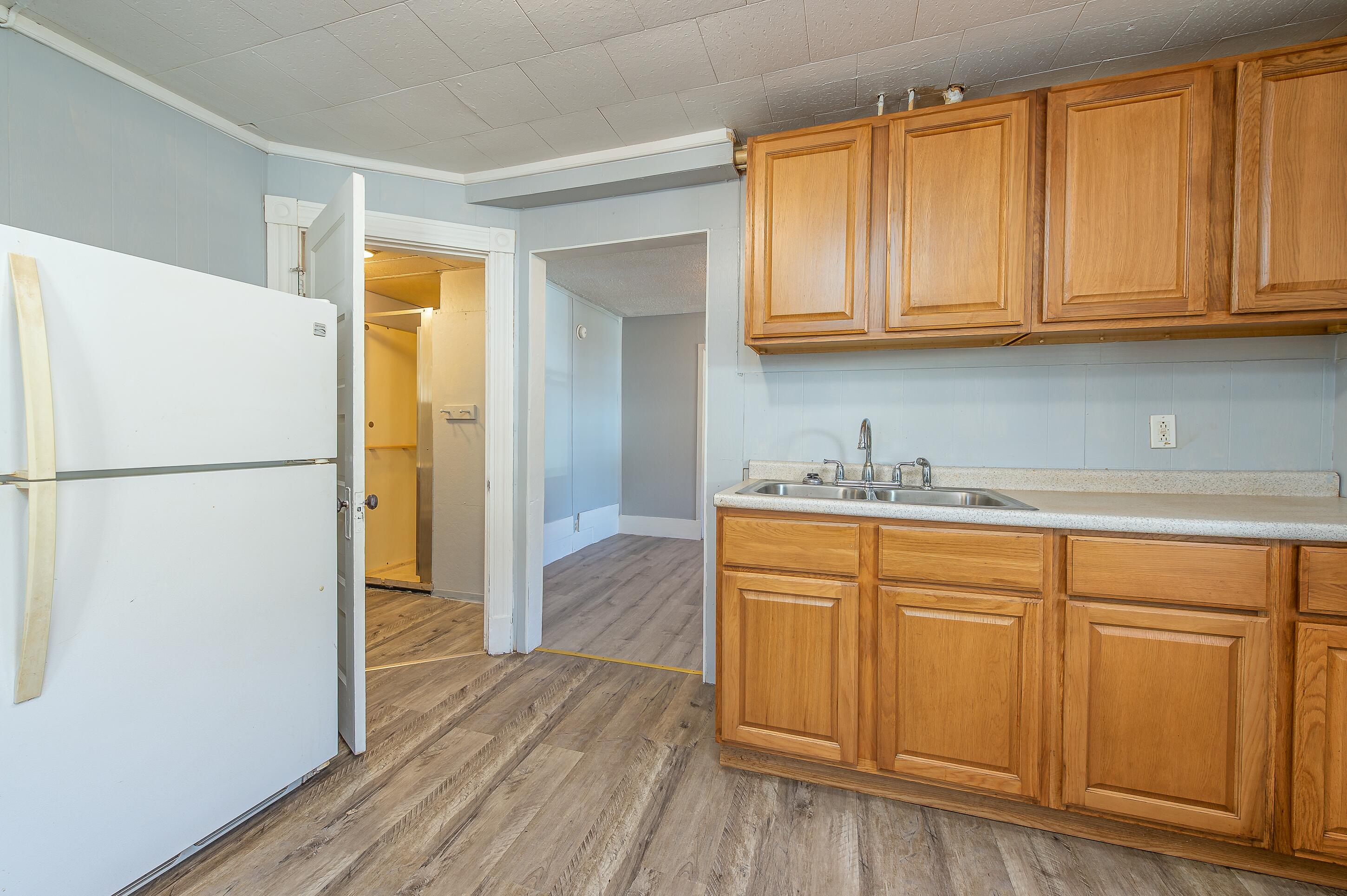 39 Carlton Avenue Mexico ME 04257