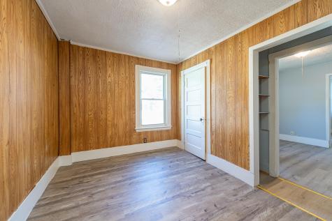 39 Carlton Avenue Mexico ME 04257