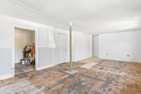 736 Forest Avenue Portland ME 04103