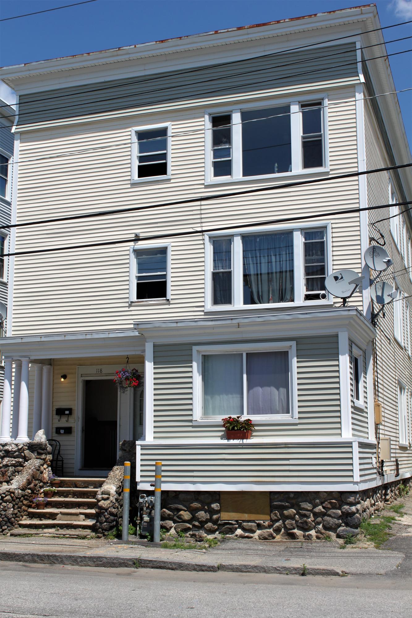 118 Howe Street Lewiston ME 04240