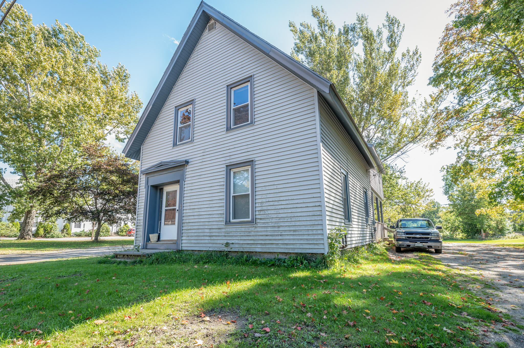 11 Hudson Road Corinth ME 04427