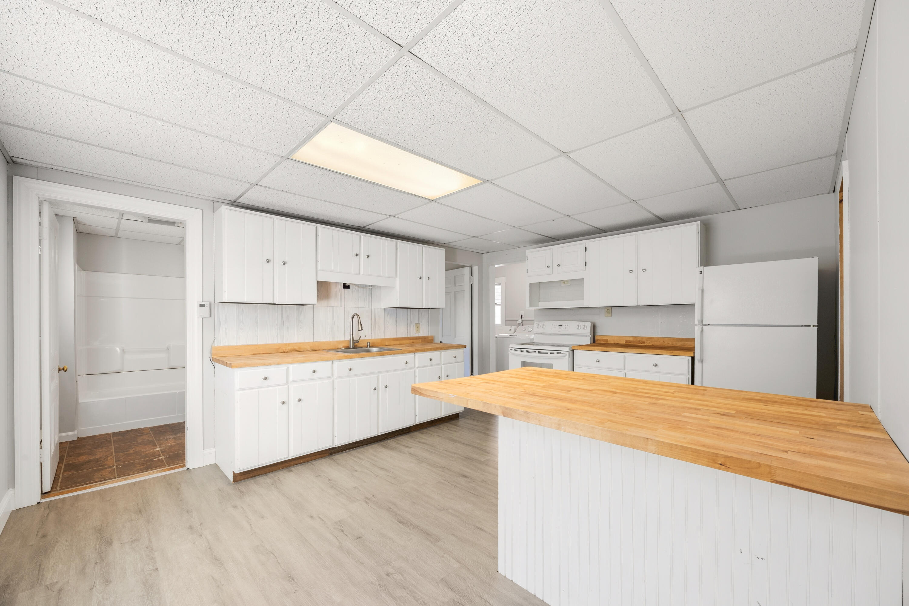 22 Ash Street Waterville ME 04901